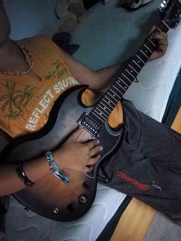Nová Elektrická kytara SG Epiphone  - foto 4