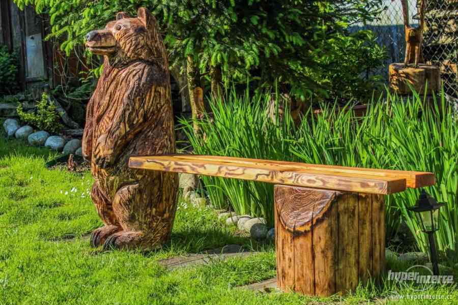 Záhradní Nábytek - Medvěd s levicí - foto 4