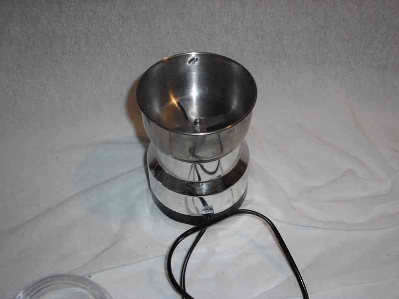 Mlýnek na kávu a koření - foto 3