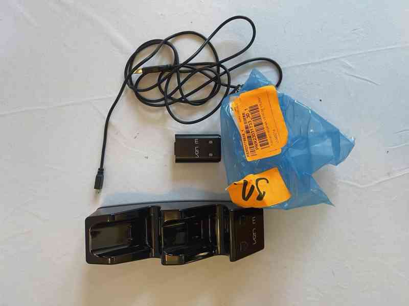 Venom Twin Charging Dock pro Xbox ovladače - netestováno - foto 2