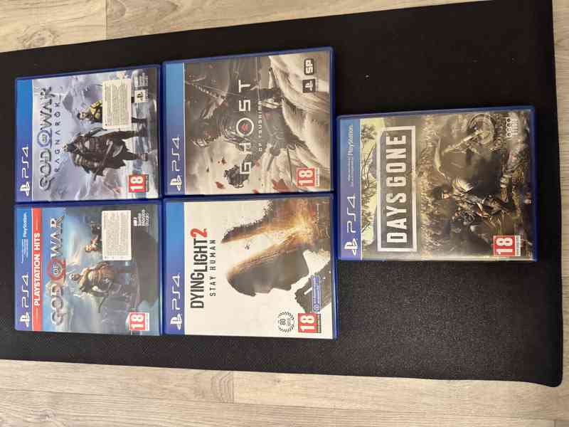 Playstation 4 PRO 1 TB - foto 3