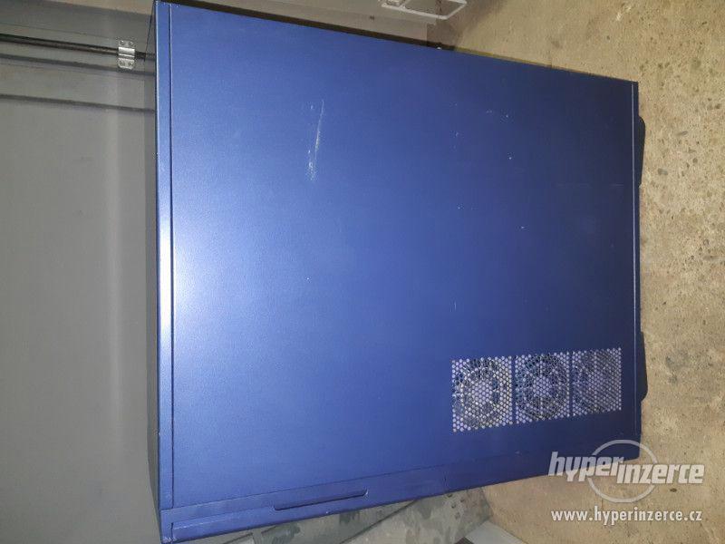 Tower Server Case - Chieftack modrá