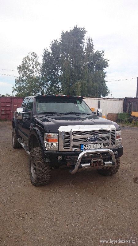 Ford F-250 - foto 1