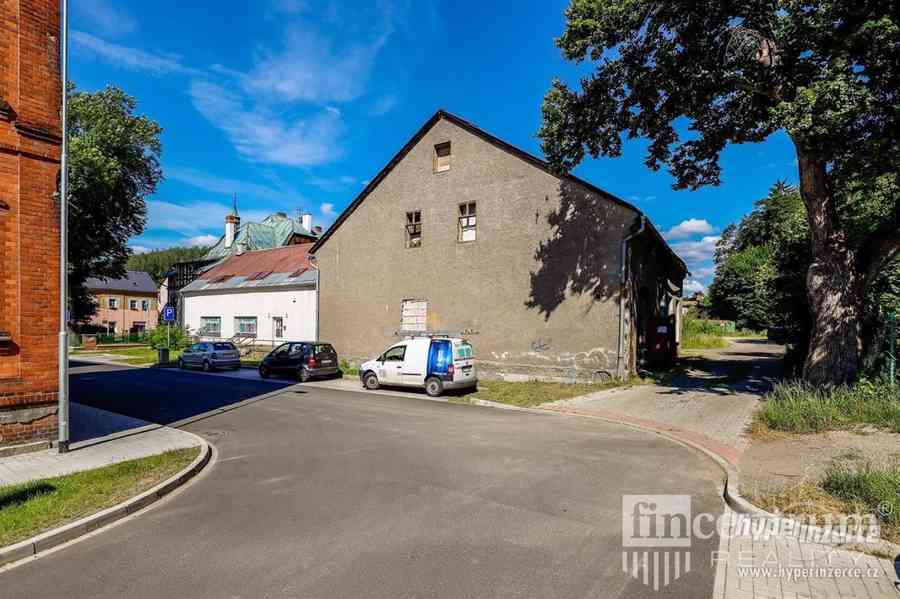 Prodej rodinného domu 540 m2 Dukelská, Kraslice - foto 13