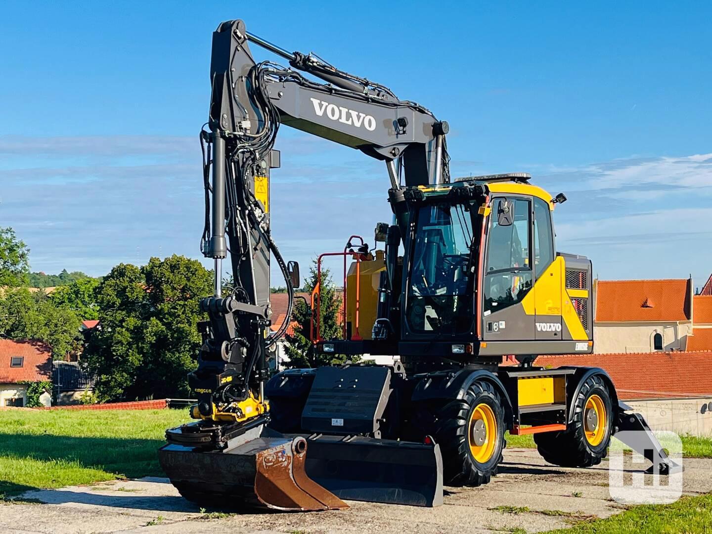 Kolové rypadlo Volvo EWR150E (Možnost leasingu) - foto 1