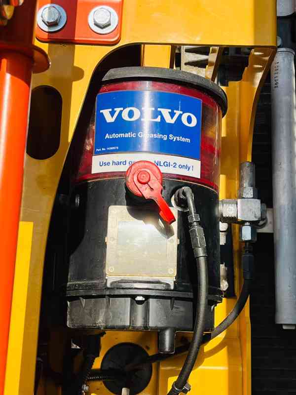 Kolové rypadlo Volvo EWR150E (Možnost leasingu) - foto 10