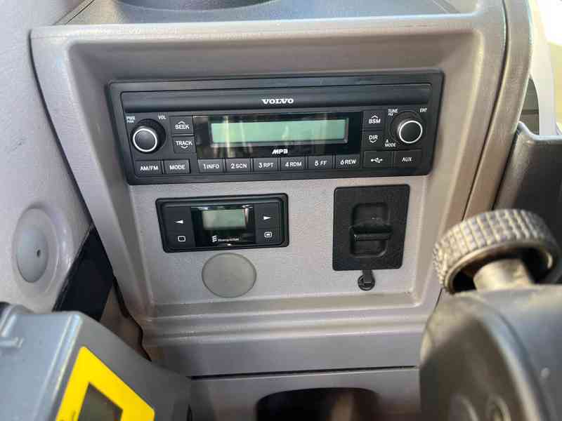Kolové rypadlo Volvo EWR150E (Možnost leasingu) - foto 14