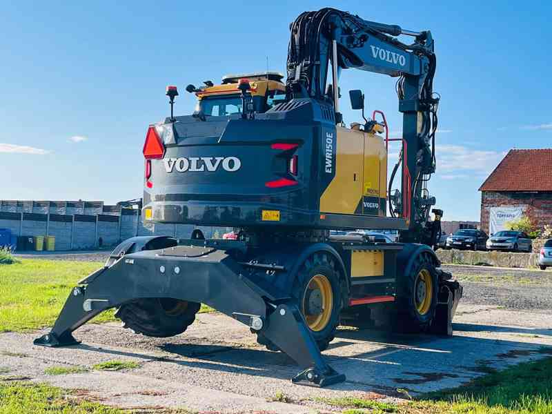 Kolové rypadlo Volvo EWR150E (Možnost leasingu) - foto 4