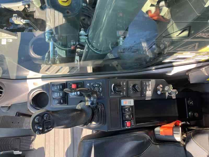 Kolové rypadlo Volvo EWR150E (Možnost leasingu) - foto 11