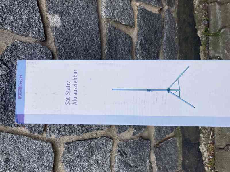 Stabilní hliníkový stativ pro satelitní antény + parabola - foto 3