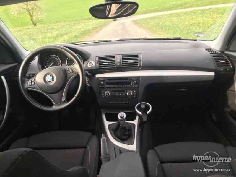 BMW 120i benzín 125kw - foto 3