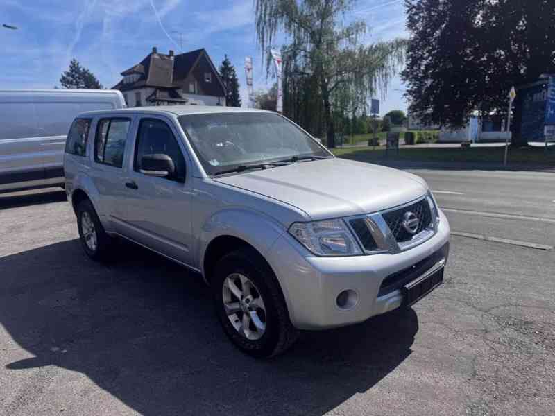 Nissan Pathfinder 2.5 dCi LE 140kw - foto 1