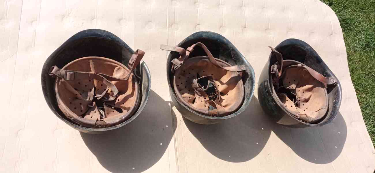 Vojenská přilba ČS armáda vz.32 WW2 originál - foto 4