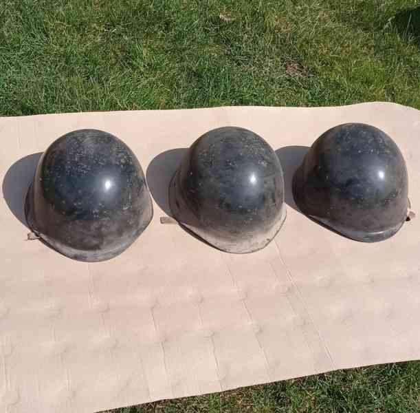 Vojenská přilba ČS armáda vz.32 WW2 originál - foto 2