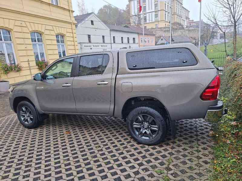 Toyota Hilux 2,8   D-4D 150 kW, 4x4, automat, TOP - foto 2