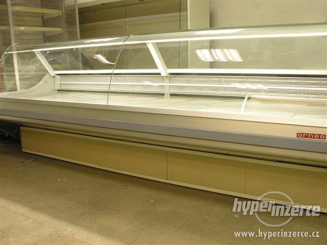 Chladící vitrina obslužná ARNEG dl. 3,25m - foto 1