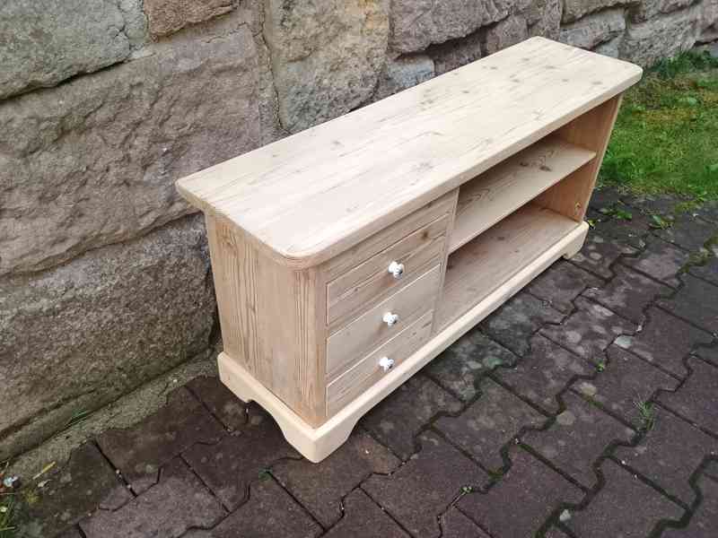 starý botník se šuplaty - foto 2