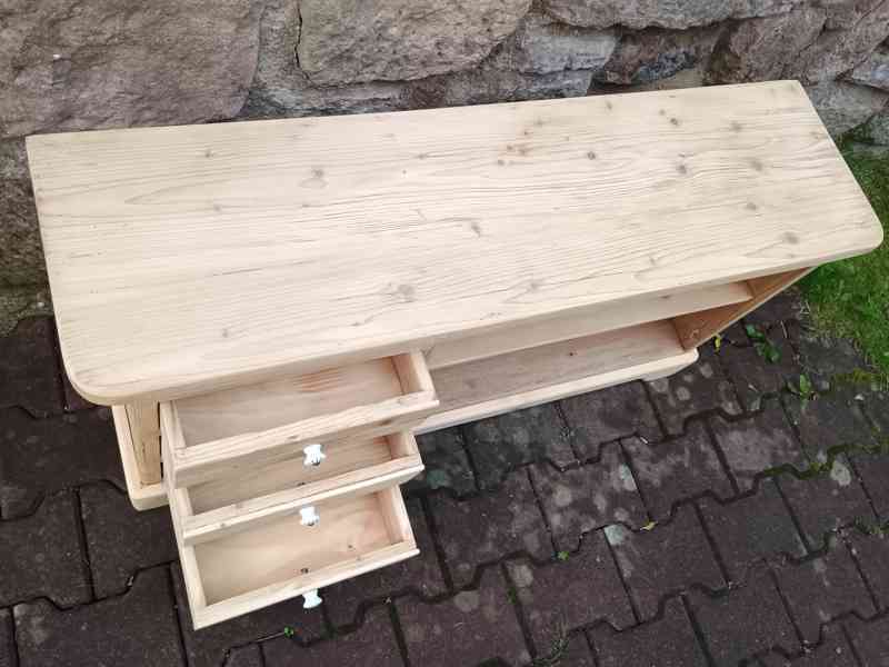 starý botník se šuplaty - foto 5
