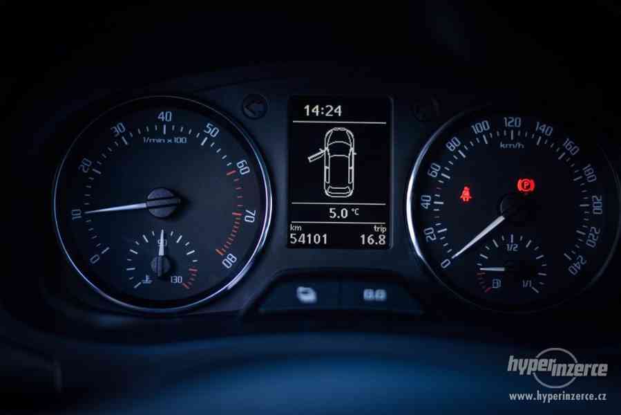 Škoda Roomster Scout 2012 1.2 TSI - foto 10