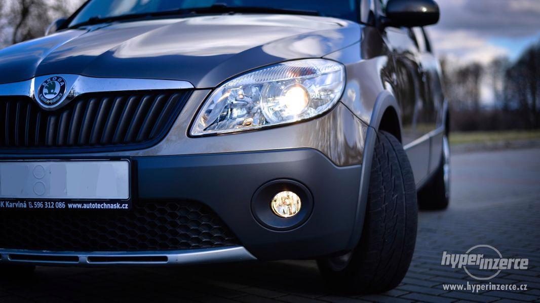 Škoda Roomster Scout 2012 1.2 TSI - foto 12