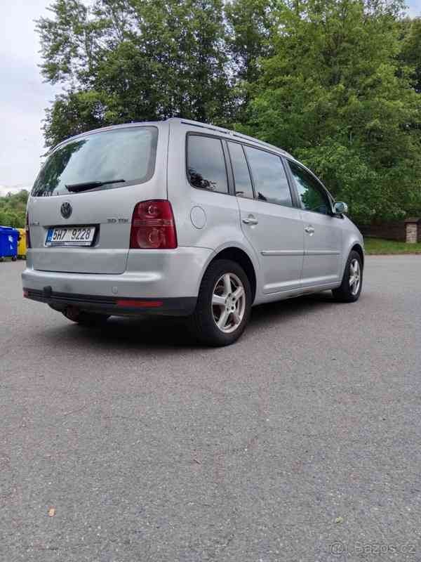 Volkswagen Touran 2.0 TDI 125 kW - foto 11