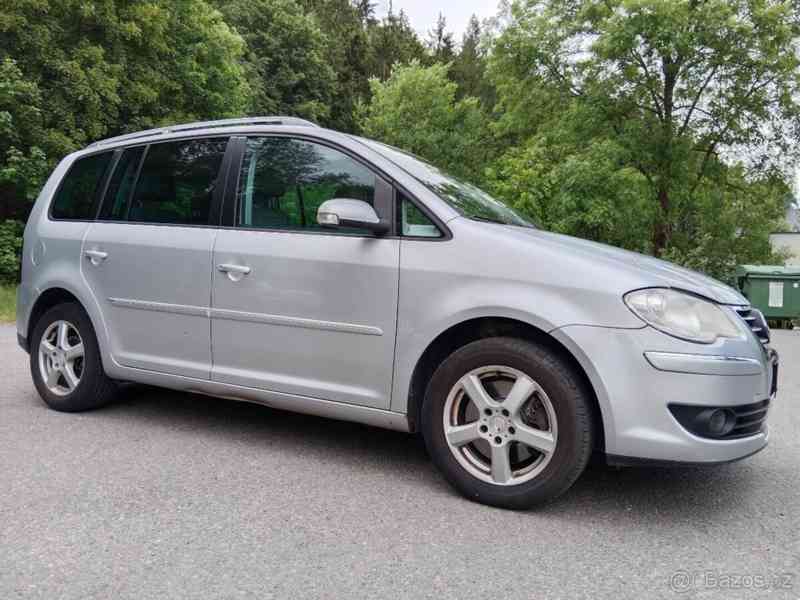 Volkswagen Touran 2.0 TDI 125 kW - foto 10