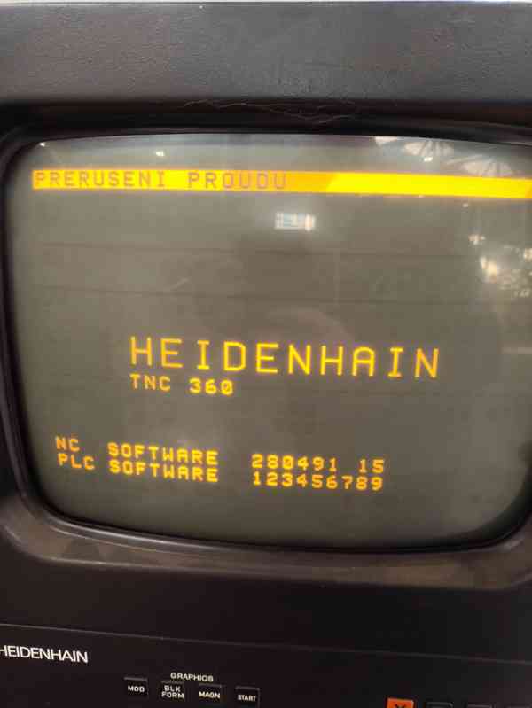 Použitá souřadnicová vrtačka VXD 100 CNC, r. v. 1994 - foto 8