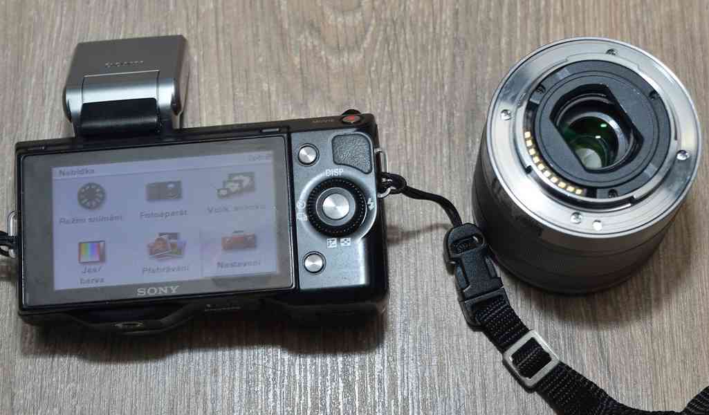 Sony NEX-5 + 18-55mm  *14MP*Full HDV* 12000 Exp. - foto 4