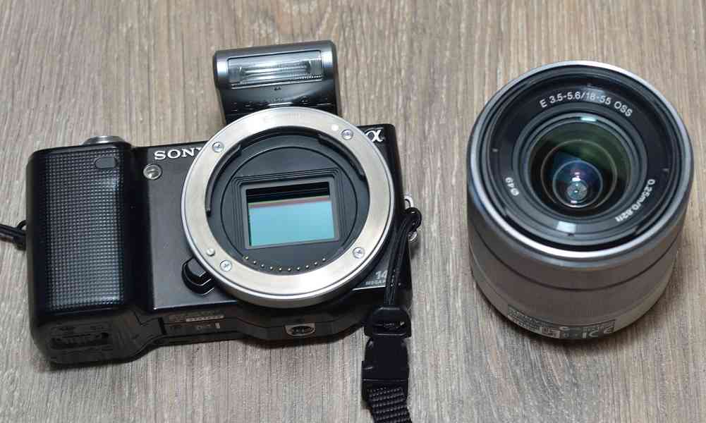 Sony NEX-5 + 18-55mm  *14MP*Full HDV* 12000 Exp. - foto 3