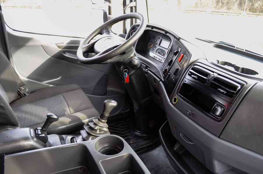 MERCEDES ATEGO 1518 HÁKOVÝ NOSIČ KONTEJNERŮ + HYDR. RUKA EU5 - foto 50