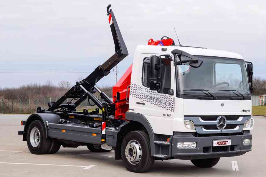 MERCEDES ATEGO 1518 HÁKOVÝ NOSIČ KONTEJNERŮ + HYDR. RUKA EU5 - foto 85