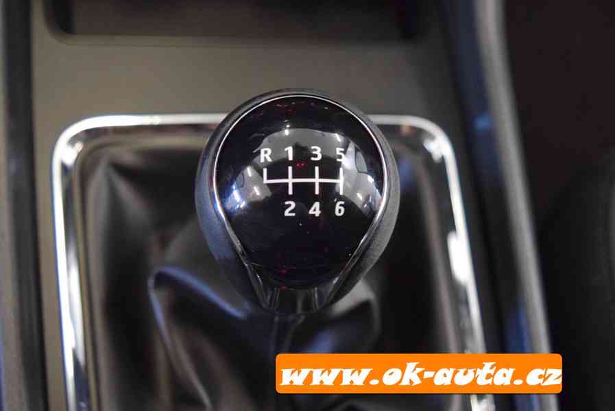 Seat Ateca 1.6 TDI ECOMOTIVE 2021-DPH - foto 12