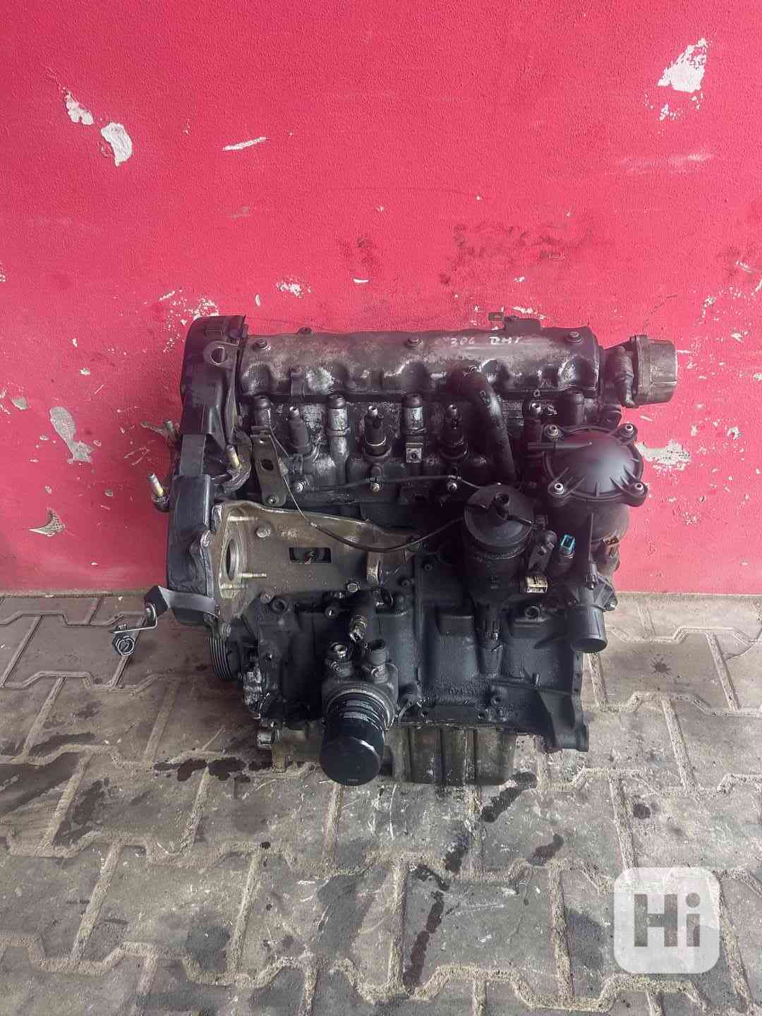 Motor 1,9TD 66KW DHY - DHX Peugeot Citroen prodám - foto 1