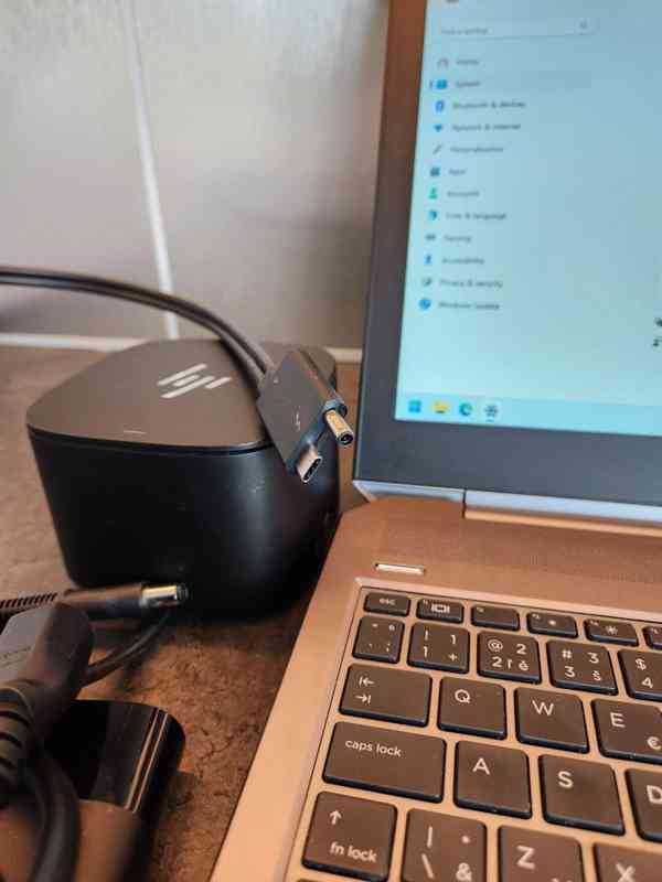 Prodám laptop HP Zbook 15 G5 - foto 2