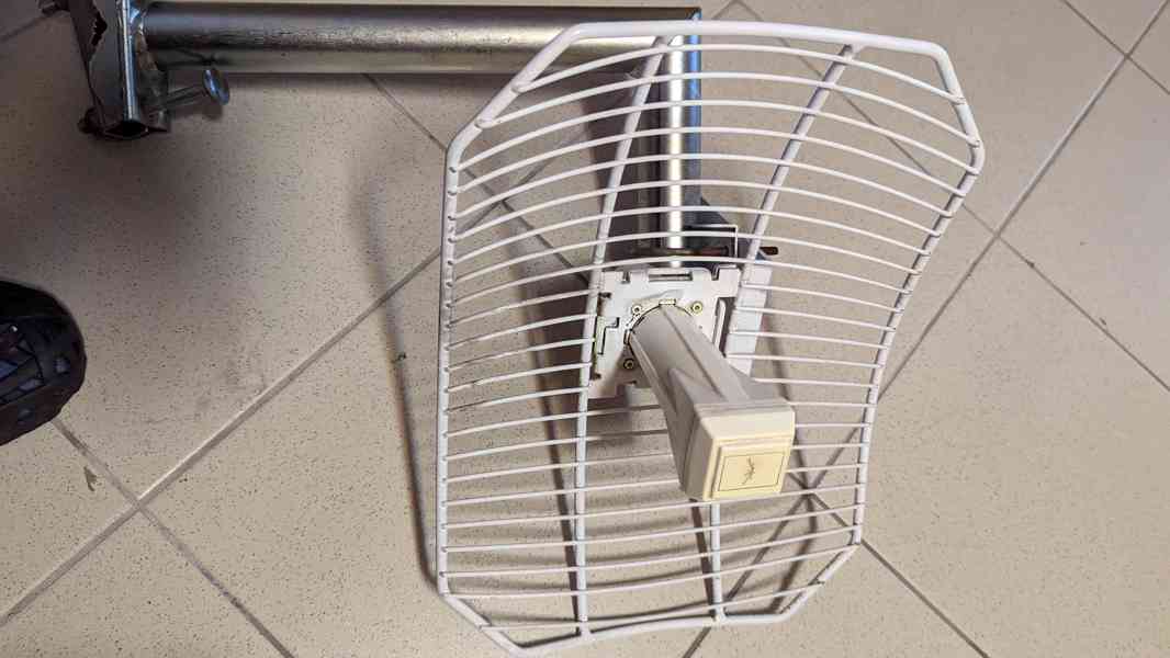 Ubiquiti AirGrid M5HP ( AG-HP - 5G) - foto 2