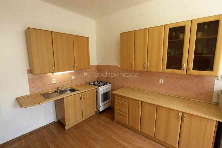 Pronájem bytu 2+1 v Praze 3 - foto 3