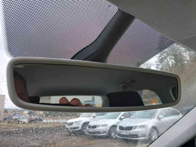 ŠKODA Fabia Combi Style 1,0 TSI 81 kW - foto 28