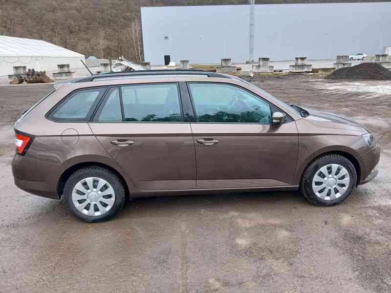 ŠKODA Fabia Combi Style 1,0 TSI 81 kW - foto 6