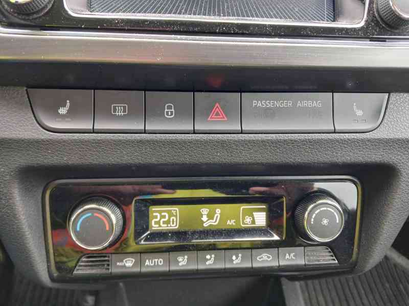 ŠKODA Fabia Combi Style 1,0 TSI 81 kW - foto 26