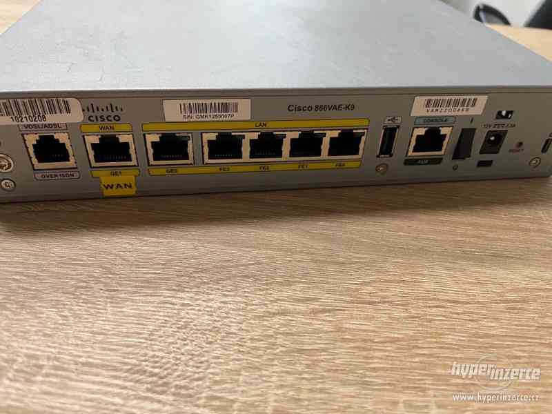 Cisco C866VAE-K9, Ethernet WAN, Fast Ethernet - foto 2