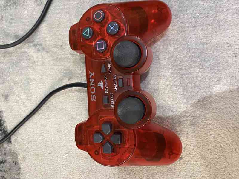 PlayStation 2 Slim + ovládače, mikrofóny, HDMI adaptér  - foto 7