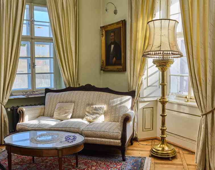 Velká stojací lampa v gotickém stylu V 212 cm - foto 2