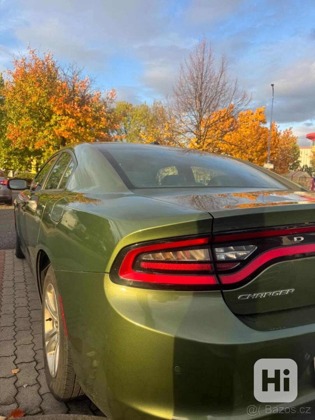 Dodge Charger 3,6 - foto 1