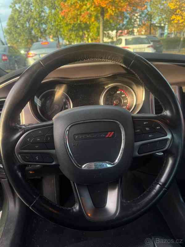 Dodge Charger 3,6 - foto 4