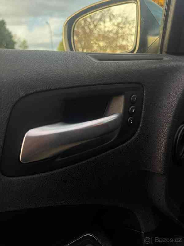Dodge Charger 3,6 - foto 3