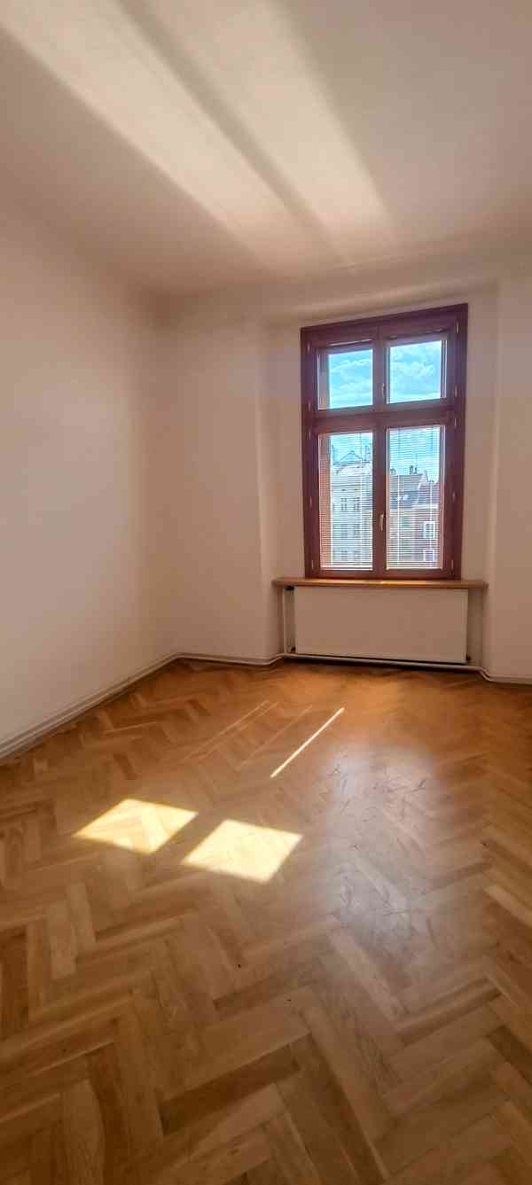 Pronájem bytu Dolní náměstí Olomouc - foto 13
