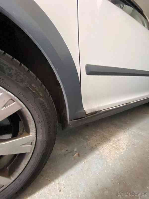 Škoda Octavia scout - foto 11