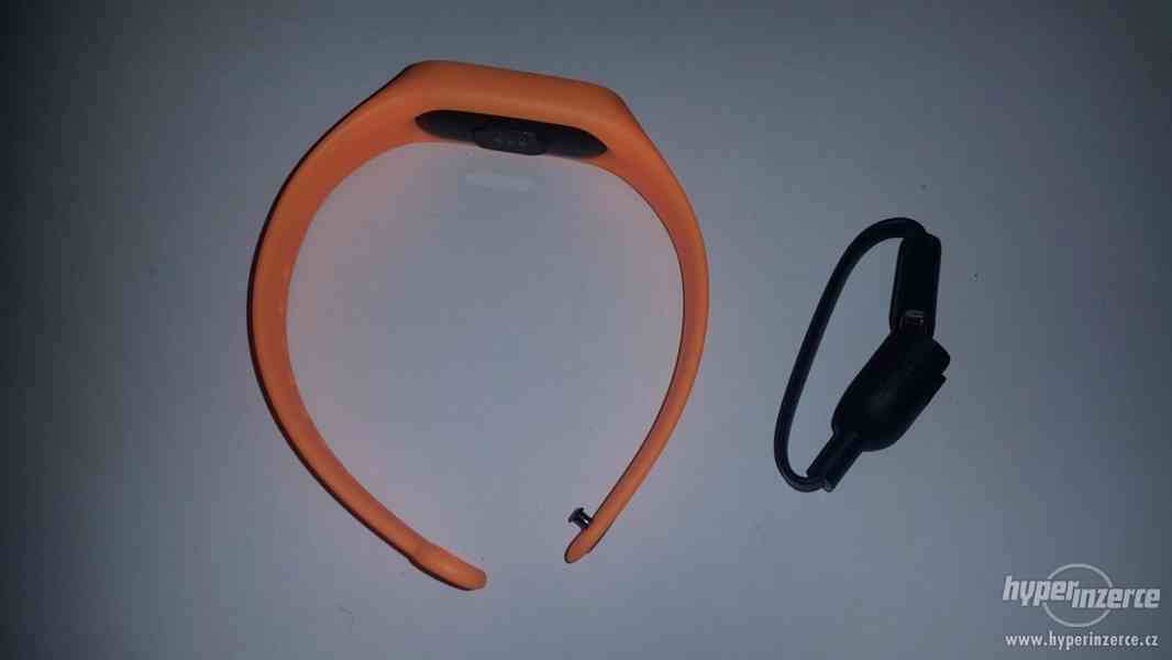 Fitness náramek M2 Bluetooth fitness náramek oranžový - foto 3