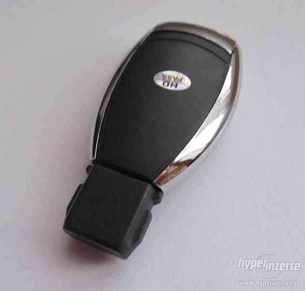 USB flash Mercedes-Benz - 16 GB (okamžité odeslání) - foto 2