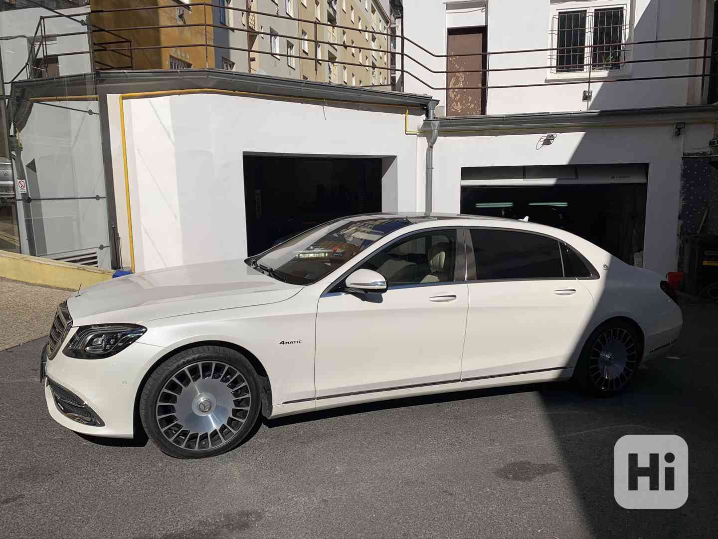 Mercedes-Benz MAYBACH 560 4-Matic - foto 1